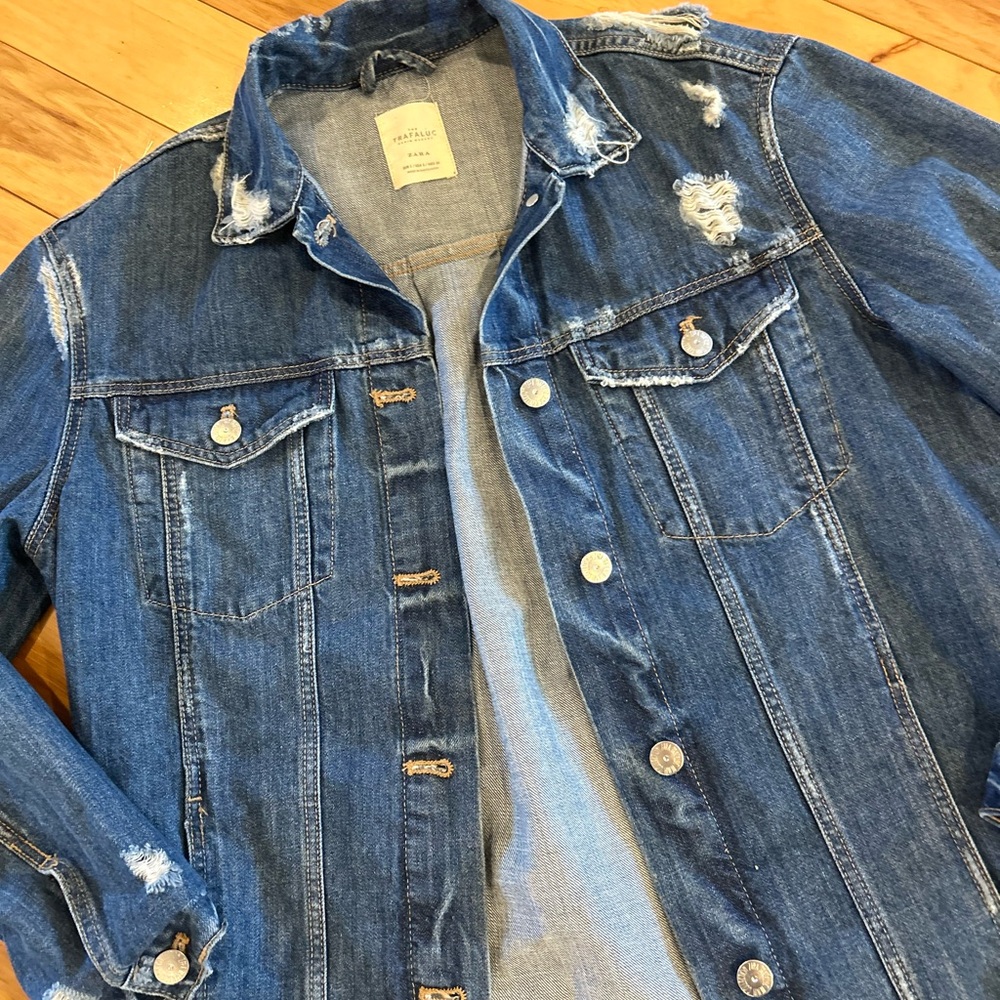 Zara The Trafaluc Oversized Distressed Denim Long Sleeve Jacket for Women - Picture 7 of 16